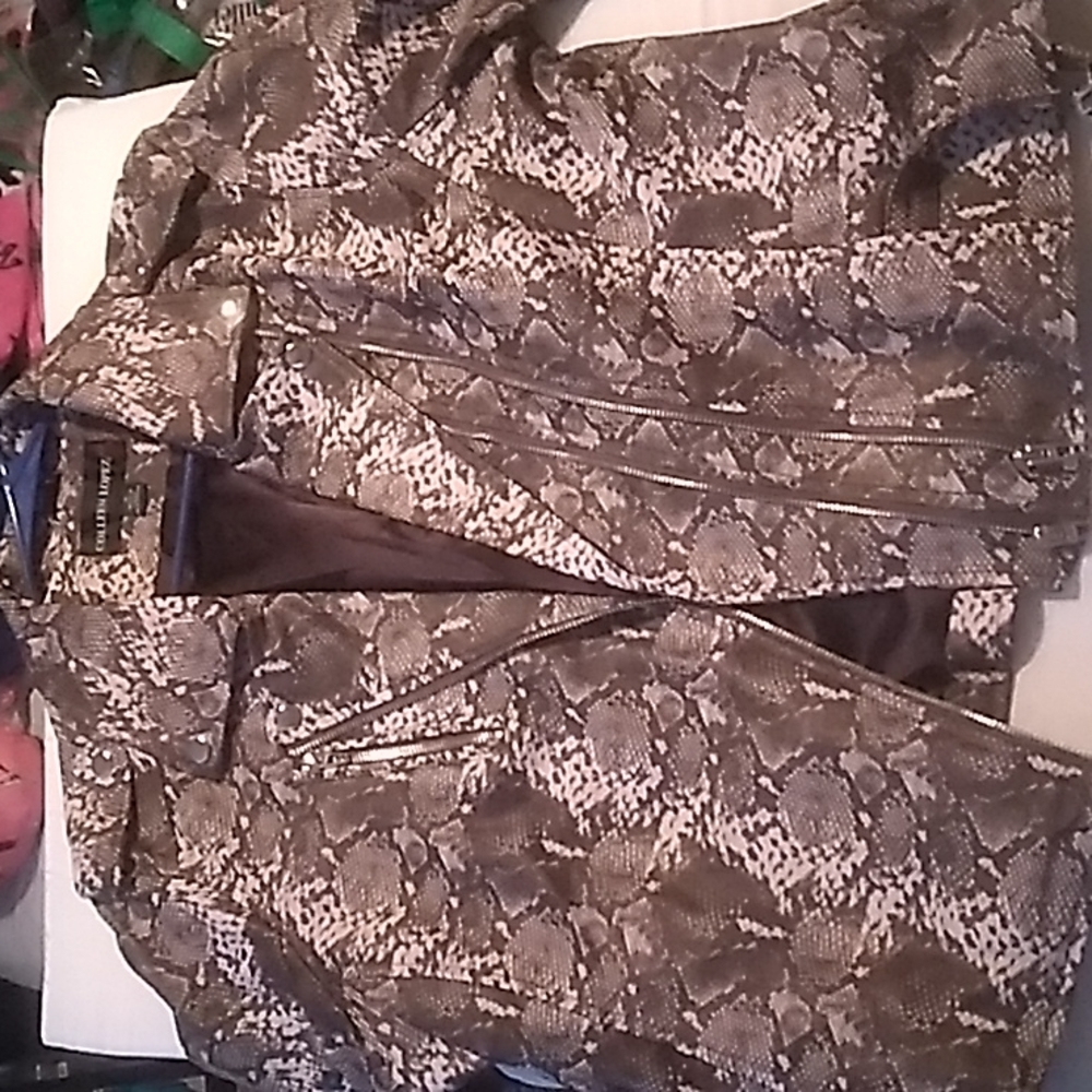 Gray snake print moto jacket 1x Colleen Lopez